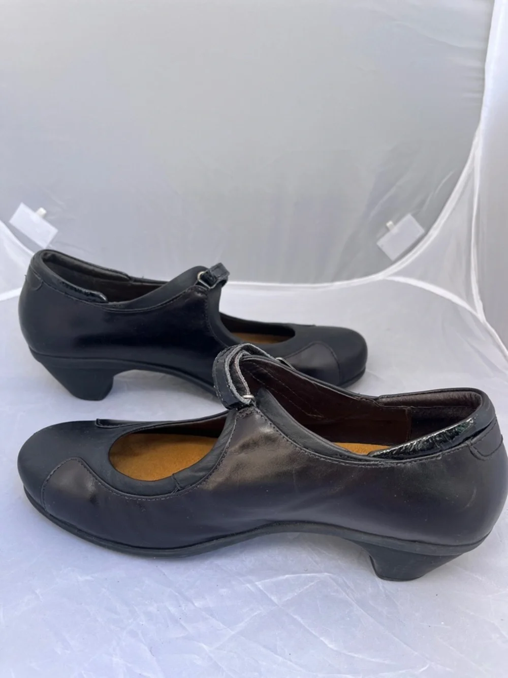 Naot Dashing Leather Mary Jane Low Heel with Buckle Strap - Size 8-8.5 / 39